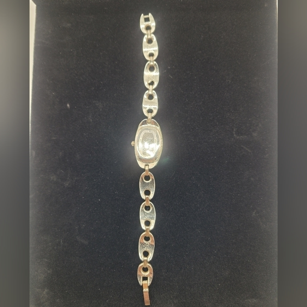 Paul Jardin Women's Watch​ size 6.75​​ - Picture 4 of 5